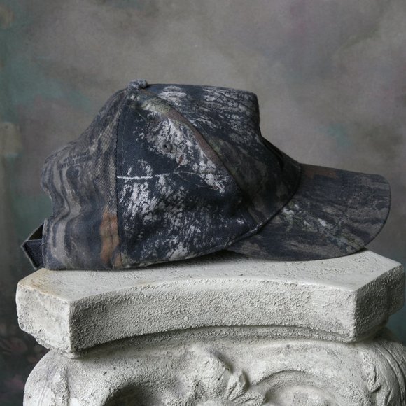 TPH Camo Baseball Cap with Fishing Hook Pin on Bill Adjustable - Picture 6 of 9